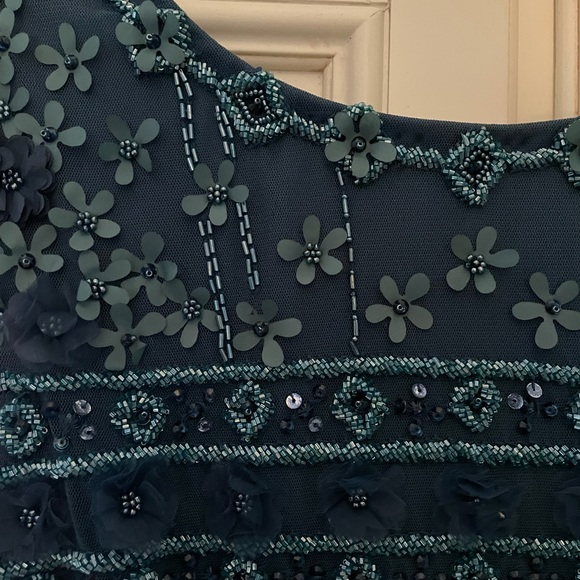 Beautiful teal beaded Theia short dress - Picture 2 of 5